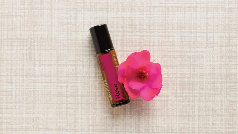 ROSE TOUCH 10 ML ROLL-ON